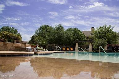 Main picture of Saddle Creek