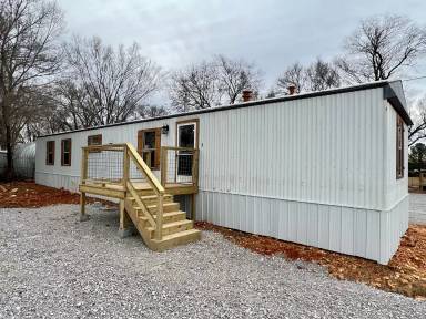 Main picture of 3201 E Don Tyson Pkwy