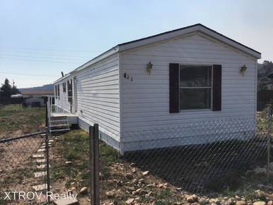 Main picture of 422 N Willow St