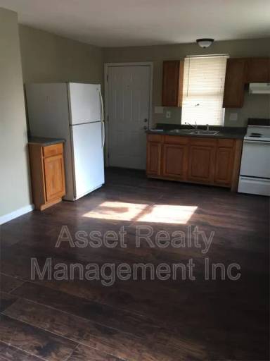 Main picture of 608 Lester Rd