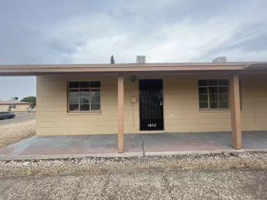 Main picture of 1402 Saint Johns Dr