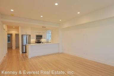 Main picture of 1740 Broadway