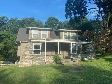 Main picture of 222 N 38th St