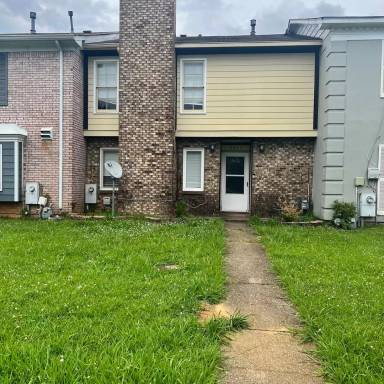 Main picture of 2047 Rexford Rd