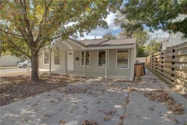 Main picture of 2200 Alexander Ave