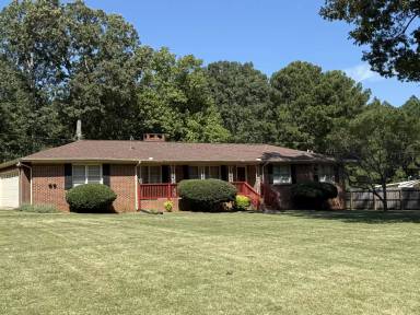 Main picture of 110 Otelia Ln
