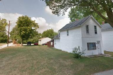 Main picture of 1221 Barthold St