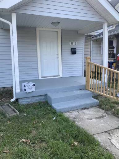 Main picture of 1615 Lawton Ave