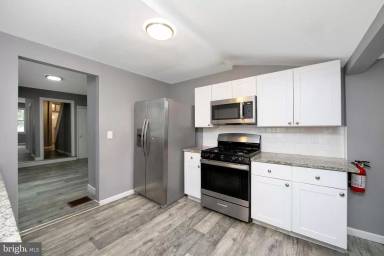 Main picture of 133 E Federal St