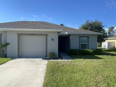Main picture of 26451 Sandhill Blvd