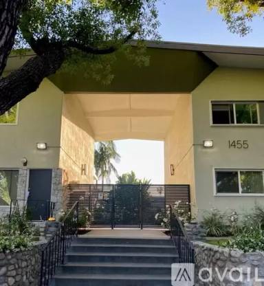 Main picture of 1455 N Los Robles Ave