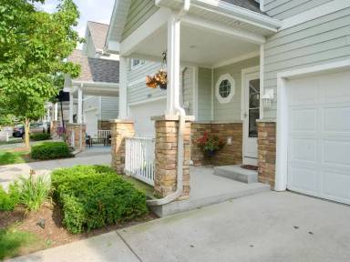 Main picture of 3070 Ledgestone Pl NE