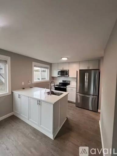 Main picture of 9614 SW 41st Ave