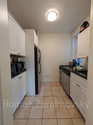 Main picture of 74 Brainerd Rd