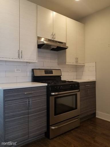 Main picture of 3915 N Janssen Ave
