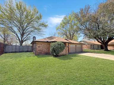 Main picture of 10205 Lone Pine Ln