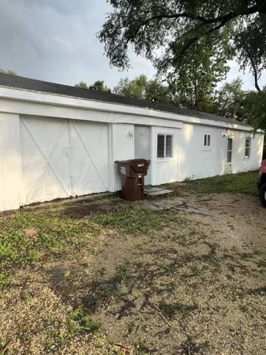 Main picture of 776 Eastern Ave