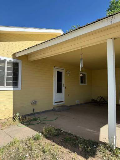 Main picture of 547 S Market St