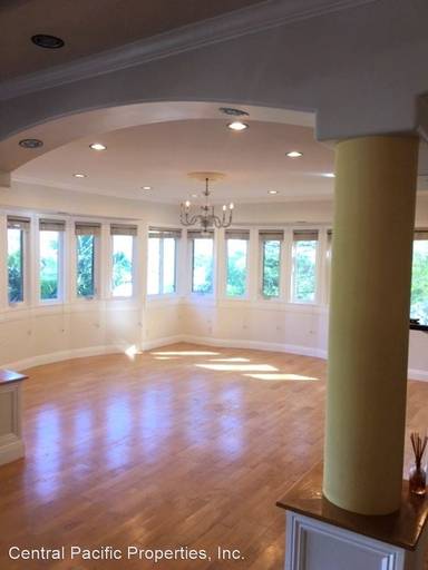 Main picture of 326 Elelupe Rd