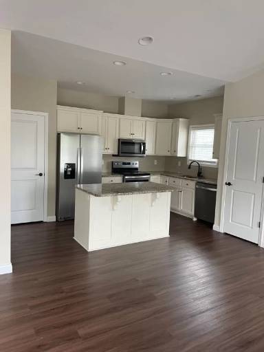 Main picture of 1241 High St