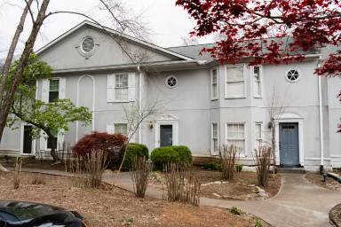 Main picture of 8811 Ashton Ct