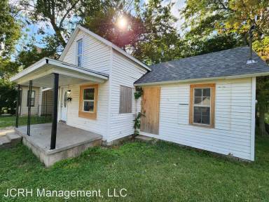 Main picture of 1703 N Sherman Ave