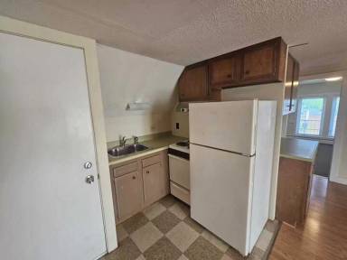 Main picture of 15 Woodstock Ave