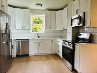 Main picture of 2661 8th Ave W