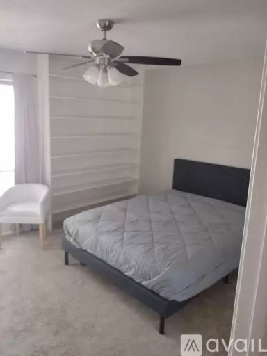 Main picture of 252 Rolling Hills Pl