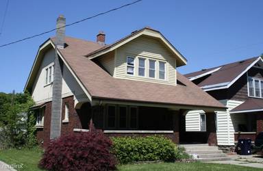 Main picture of 149 Garfield Ave NW