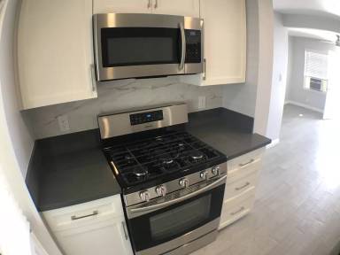 Main picture of 224 Beverly St