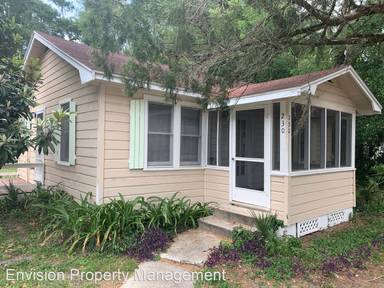Main picture of 230 N Garfield Ave