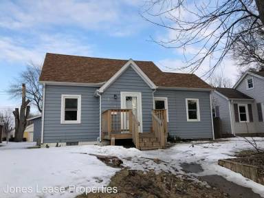 Main picture of 2105 37th St