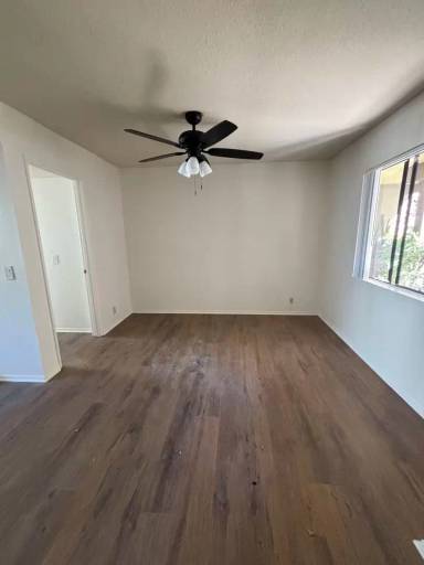 Main picture of 1219 N Columbus Ave