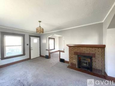 Main picture of 4255 W 21st St