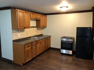 Main picture of 25 N Washington Ave