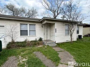 Main picture of 1012 E Craven Ave