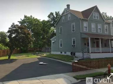 Main picture of 933 Bleigh Ave