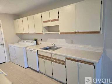 Main picture of 367 W Rosewood Ln