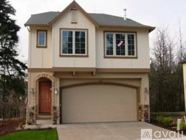 Main picture of 145 NE Stonebriar Ln