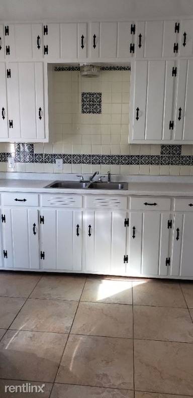 Main picture of 1207 N Palo Verde Blvd