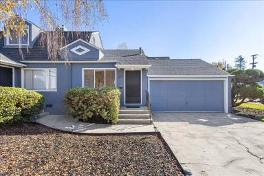 Main picture of 3131 Fernside Blvd