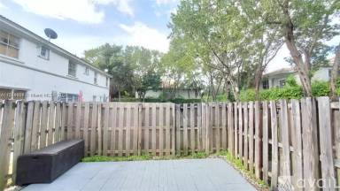 Main picture of 3976 SW 157th Ave
