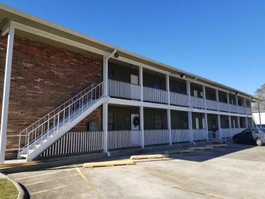 Main picture of 615 6th St
