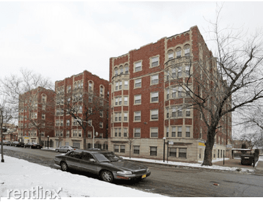 Main picture of 7350 S Phillips Apartments