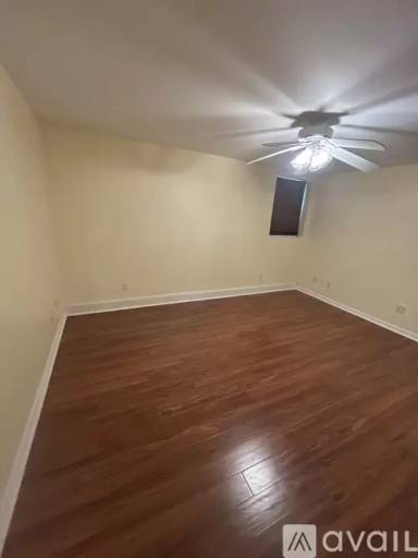 Main picture of 49 Broadway Ave