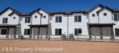 Main picture of 508 S May Dr