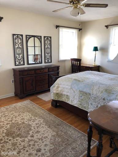 Main picture of 907 Aster Ave