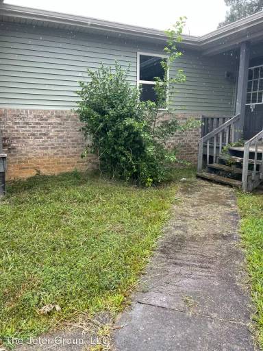 Main picture of 906 Hillwood Dr