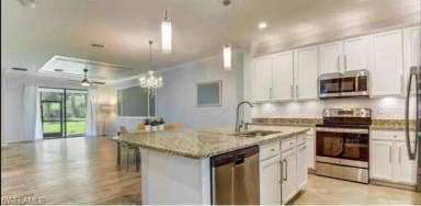 Main picture of 9176 Glenforest Dr